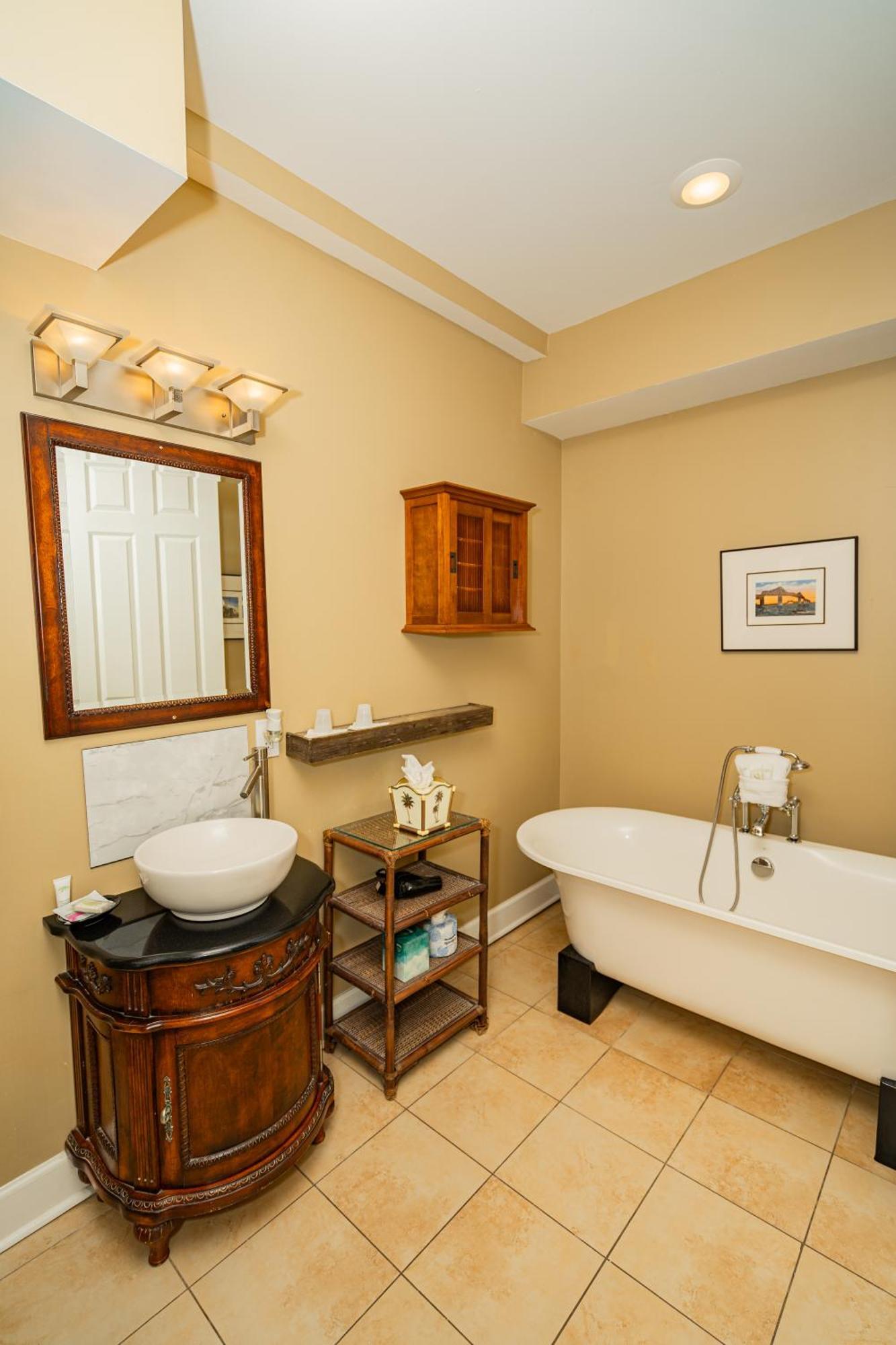 Water'S Edge Inn - Adults Only Folly Beach Εξωτερικό φωτογραφία